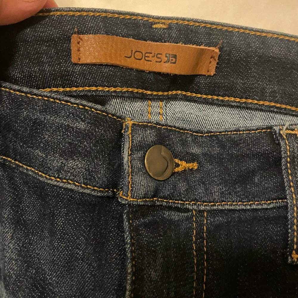 Joe's Jeans Mid Rise Cropped Flare in Dark Blue